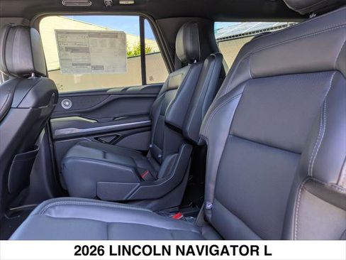 New 2026 Lincoln Navigator L Reserve w/ Jet Appearance Package AWD/4WD image 12