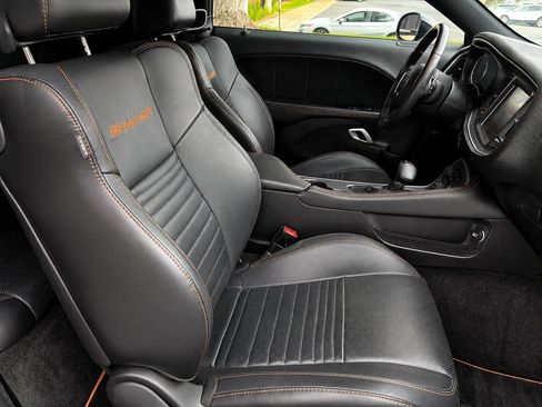 Used 2016 Dodge Challenger R/T Scat Pack RWD image 14