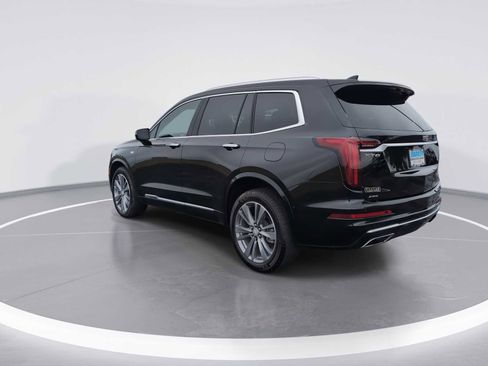 Used 2024 Cadillac XT6 Premium Luxury w/ Technology Package AWD/4WD image 7