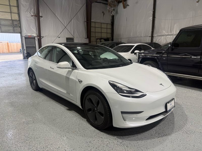 Used 2020 Tesla Model 3 Standard Range Plus RWD image 2