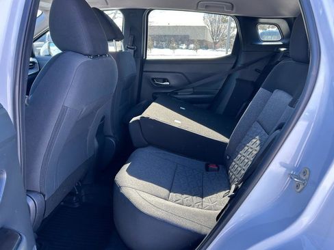 Certified 2025 Nissan Kicks SV image 19