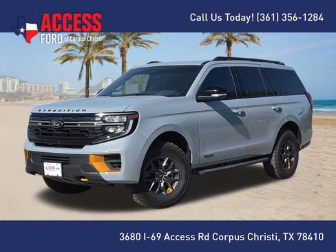 Used 2025 Ford Expedition Tremor AWD/4WD image 1