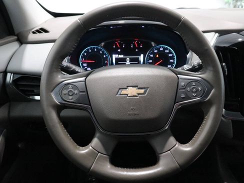 Used 2018 Chevrolet Traverse LT FWD image 18