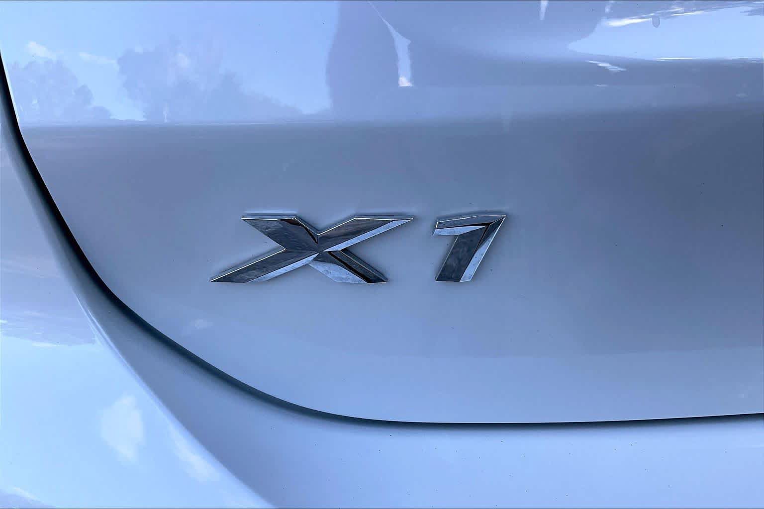 Used 2018 BMW X1 xDrive28i w/ Premium Package AWD/4WD image 9
