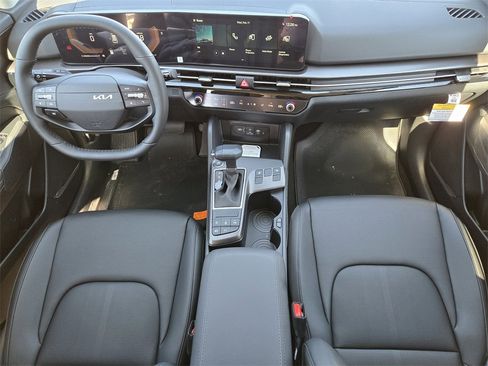 New 2026 Kia Sportage EX image 19