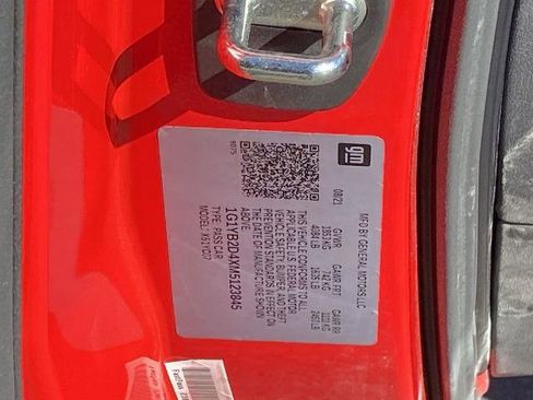 Used 2021 Chevrolet Corvette Stingray Preferred Cpe w/ Z51 Performance Package image 27