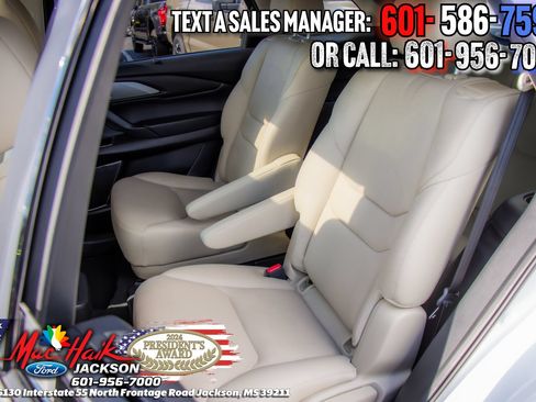 Used 2021 MAZDA CX-9 Touring w/ Touring Premium Package FWD image 9