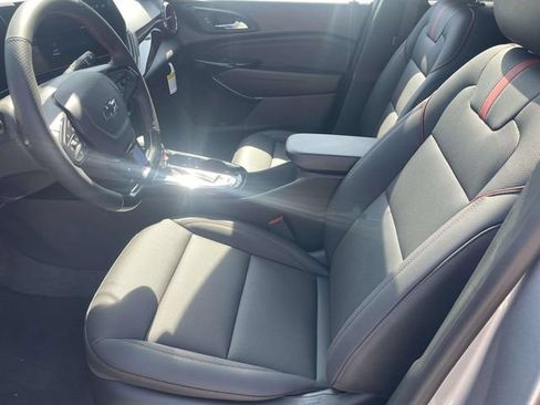 New 2026 Chevrolet Trax RS w/ Sunroof Package FWD image 12