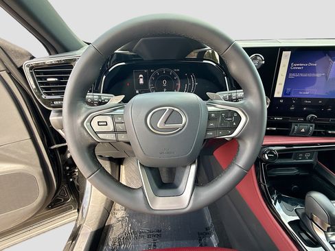 Used 2025 Lexus NX 250 FWD w/ Towing Package (2000 Lbs) image 39