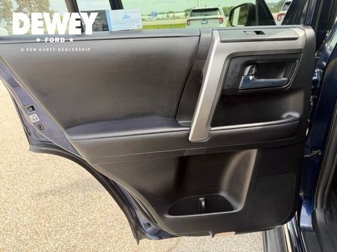 Used 2023 Toyota 4Runner Limited AWD/4WD image 30