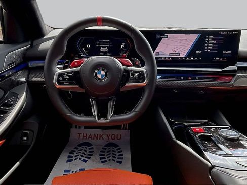 Used 2025 BMW M5 Touring AWD/4WD image 8
