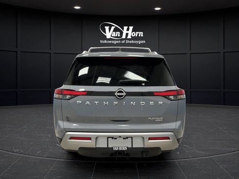 Used 2025 Nissan Pathfinder Platinum AWD/4WD image 6