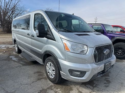 Used 2021 Ford Transit 350 XLT image 2