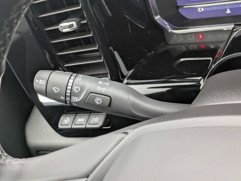 Used 2024 Chevrolet Silverado 3500 High Country w/ High Country Premium Package image 30