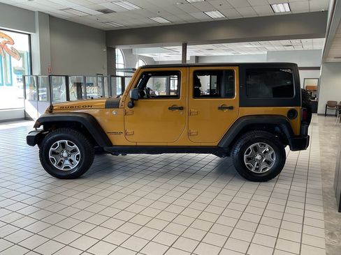 Used 2014 Jeep Wrangler Unlimited Rubicon image 4