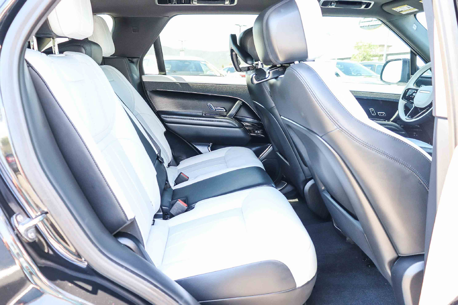 Used 2024 Land Rover Range Rover Sport Dynamic SE AWD/4WD image 20
