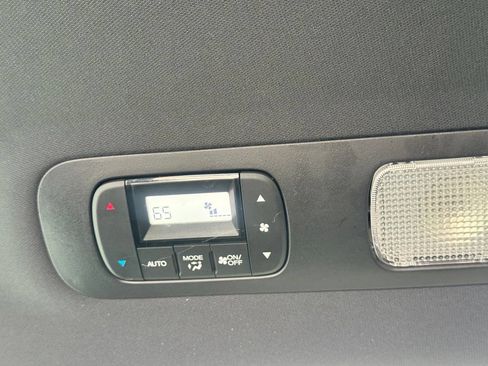 Used 2024 Honda Odyssey Sport image 28