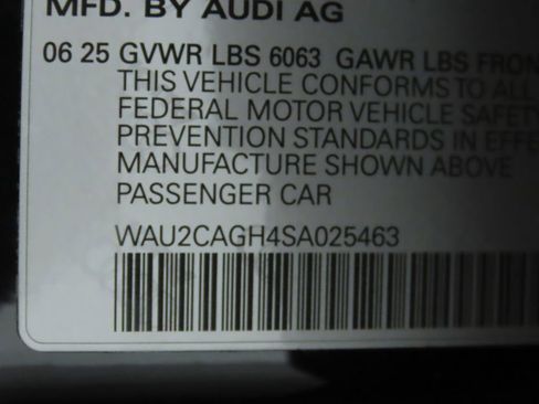 Used 2025 Audi A6 e-tron Premium Plus w/ Premium Plus image 35