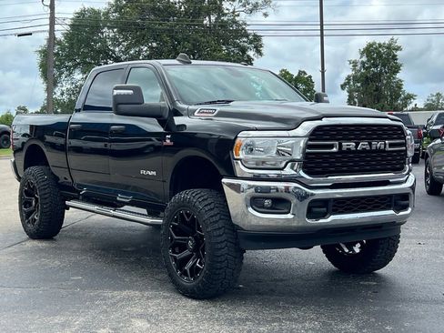 Used 2024 RAM 2500 Big Horn AWD/4WD image 11