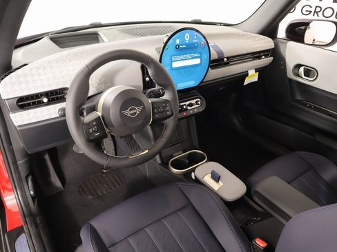 New 2025 MINI Cooper 2-Door Hardtop image 2