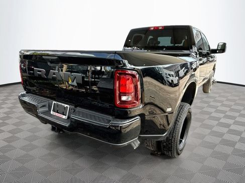 New 2026 RAM 3500 Big Horn AWD/4WD image 5