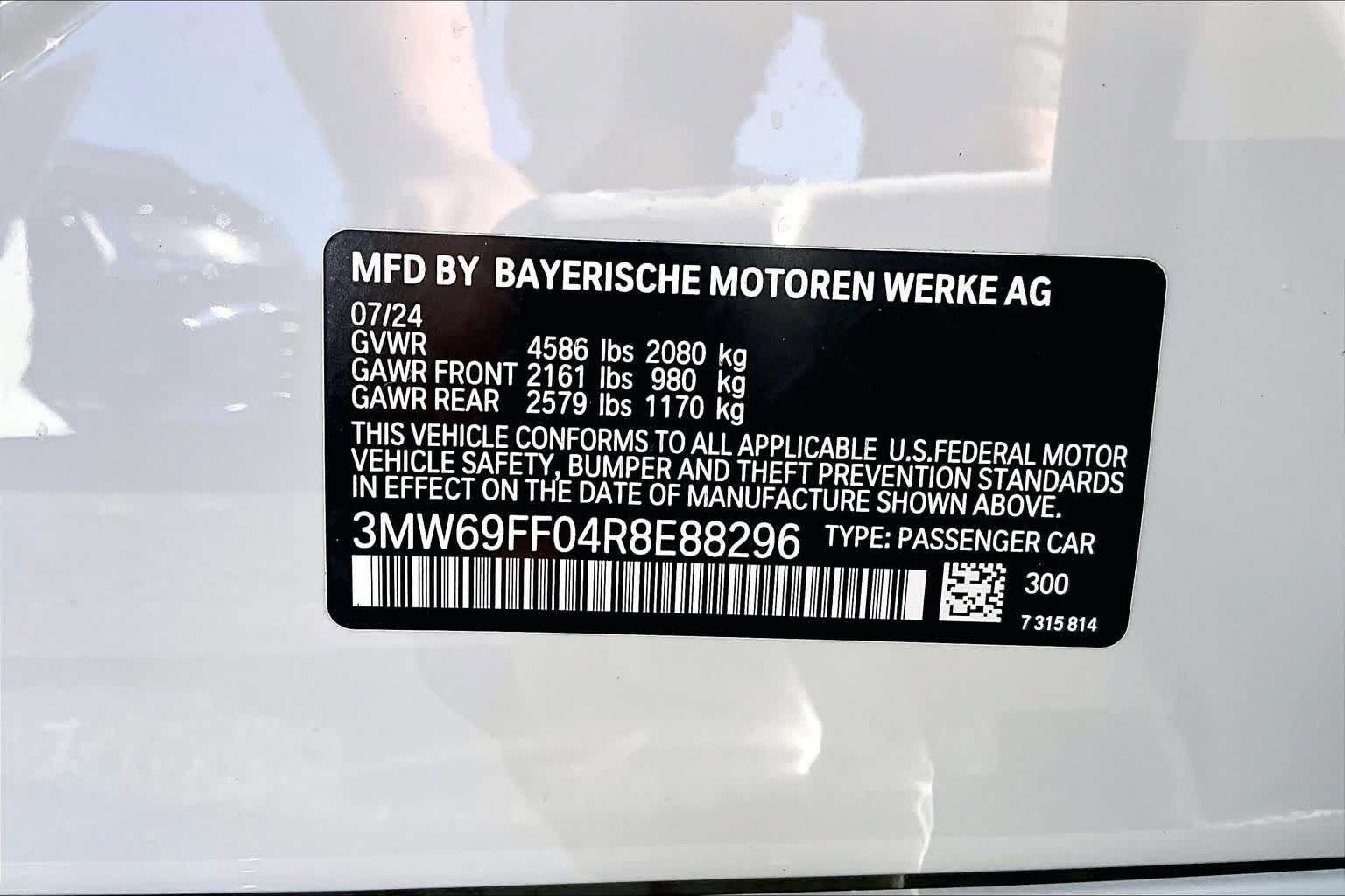 Used 2024 BMW 330i Sedan w/ Premium Package RWD image 32