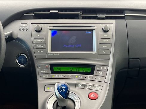 Used 2013 Toyota Prius Three w/ Solar Roof Pkg FWD image 20