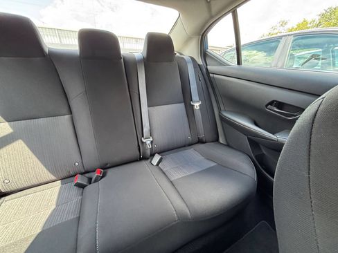 Used 2025 Nissan Sentra SV FWD image 30