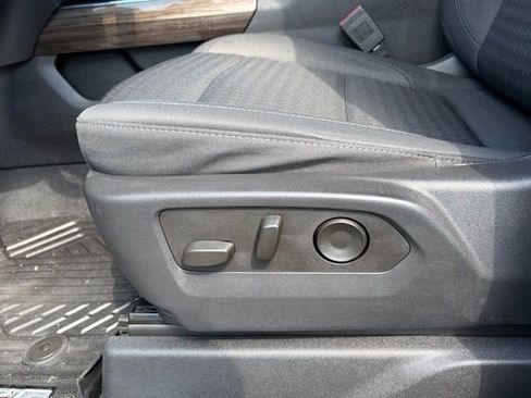 Used 2023 Chevrolet Silverado 1500 RST AWD/4WD image 15