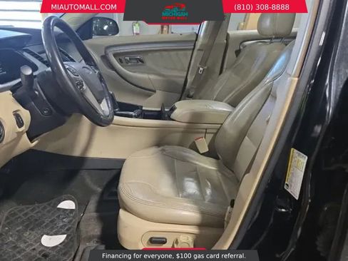 Used 2015 Ford Taurus SEL w/ Equipment Group 201A FWD image 10