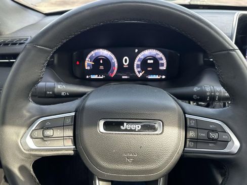 Used 2023 Jeep Compass High Altitude image 21