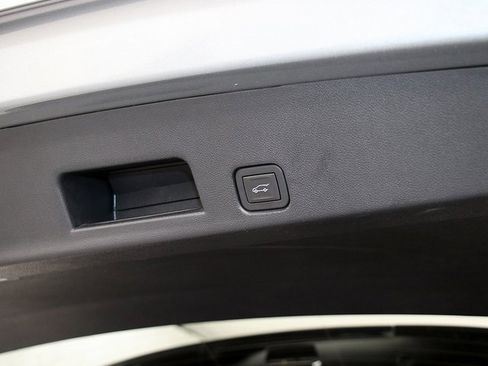 Certified 2025 Buick Enclave Avenir w/ Super Cruise Package image 29