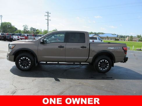 Used 2021 Nissan Titan PRO-4X w/ Pro-4x Convenience Package AWD/4WD image 11