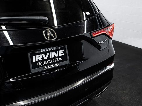 Certified 2024 Acura MDX FWD w/ Technology Package image 15