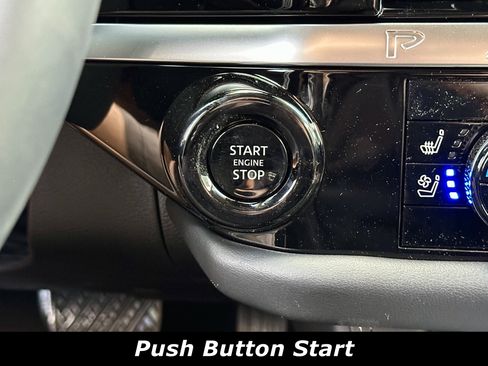 New 2026 Nissan Pathfinder Platinum AWD/4WD image 10