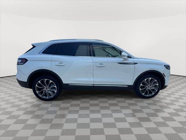Used 2022 Lincoln Nautilus Reserve AWD/4WD image 8