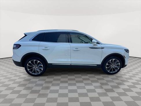 Used 2022 Lincoln Nautilus Reserve AWD/4WD image 8