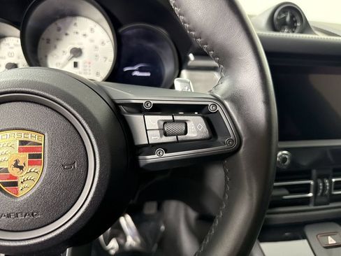 Certified 2024 Porsche Macan w/ Premium Plus Package AWD/4WD image 38