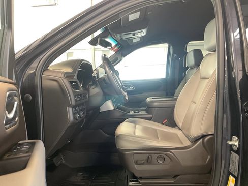 Used 2022 Chevrolet Suburban Z71 w/ Max Trailering Package image 6