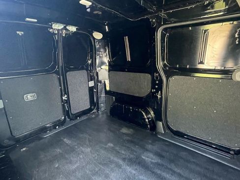 Used 2020 Nissan NV200 S FWD image 23