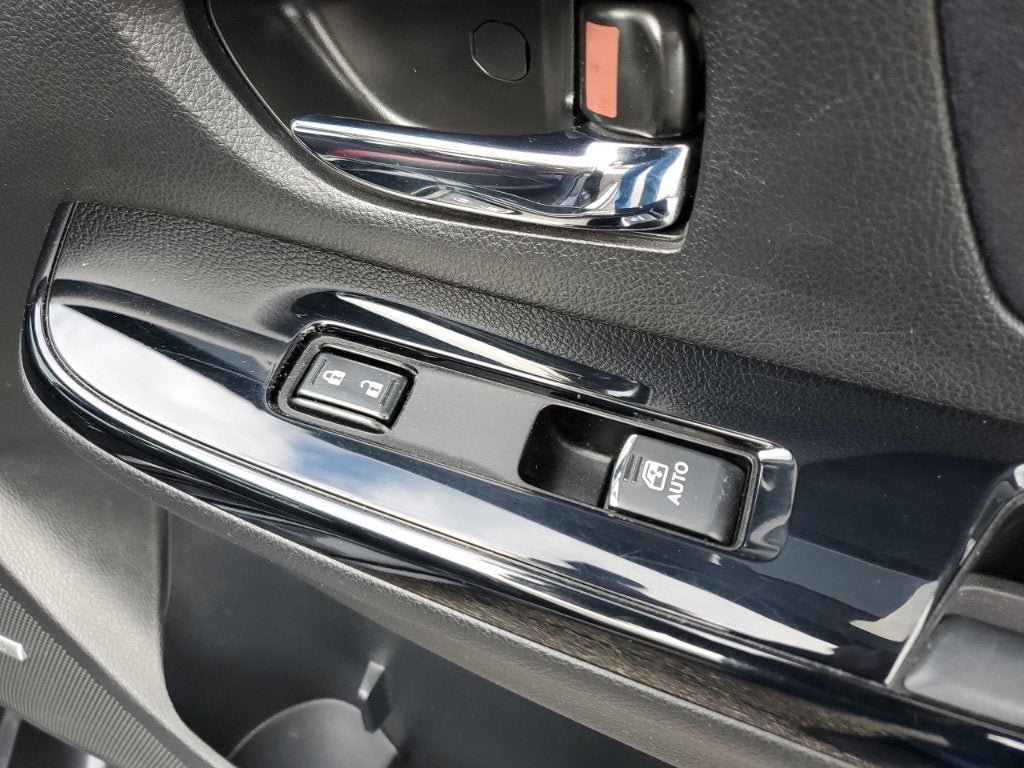 Used 2018 Subaru WRX STI Limited w/ Popular Package #1 AWD/4WD image 47