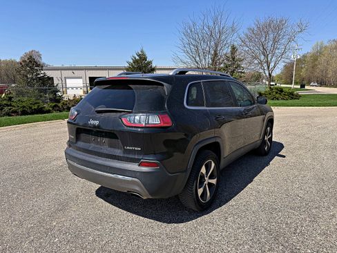 Used 2019 Jeep Cherokee Limited w/ Luxury Group image 9