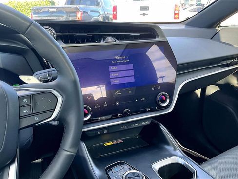 Used 2024 Lexus RZ 300e Premium image 6