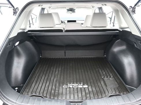 Certified 2023 Toyota Corolla Cross L image 28