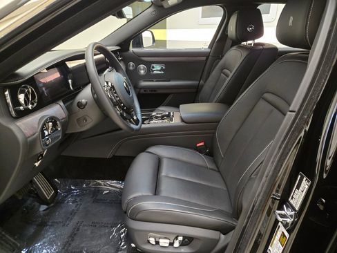 Used 2025 Rolls-Royce Ghost AWD/4WD image 13