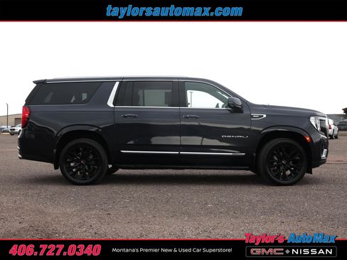 Used 2023 GMC Yukon XL Denali w/ Max Trailering Package AWD/4WD image 3