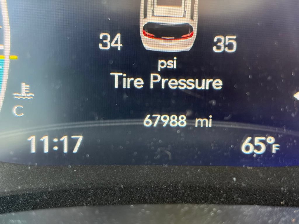 Certified 2023 Chrysler Pacifica Touring-L FWD image 35