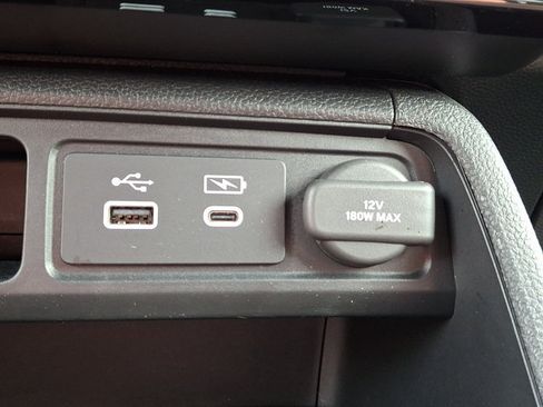 Certified 2025 Honda Pilot Sport image 26