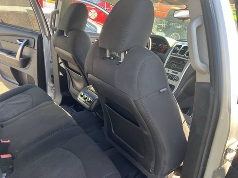 Used 2010 GMC Acadia SL FWD image 33