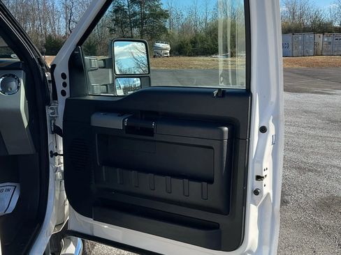 Used 2016 Ford F250 Lariat image 43